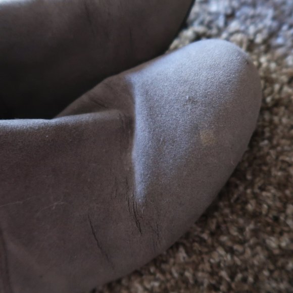 Gray Boots - Picture 5 of 6